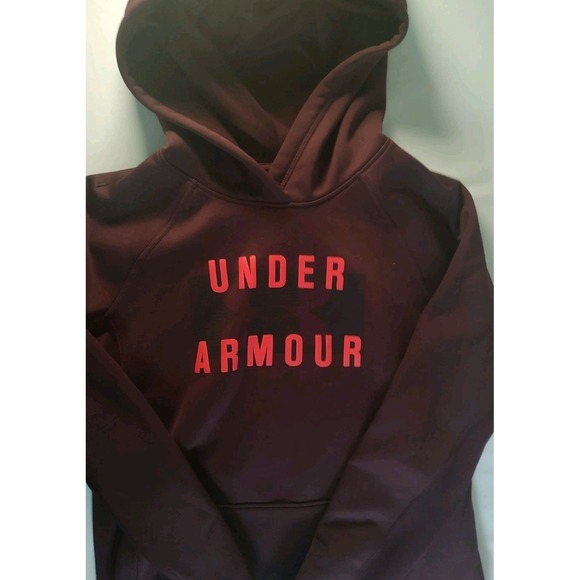 Under Armour Tops - Under armour Lady Sweatshirt XS Pre Owned Excellent Condition